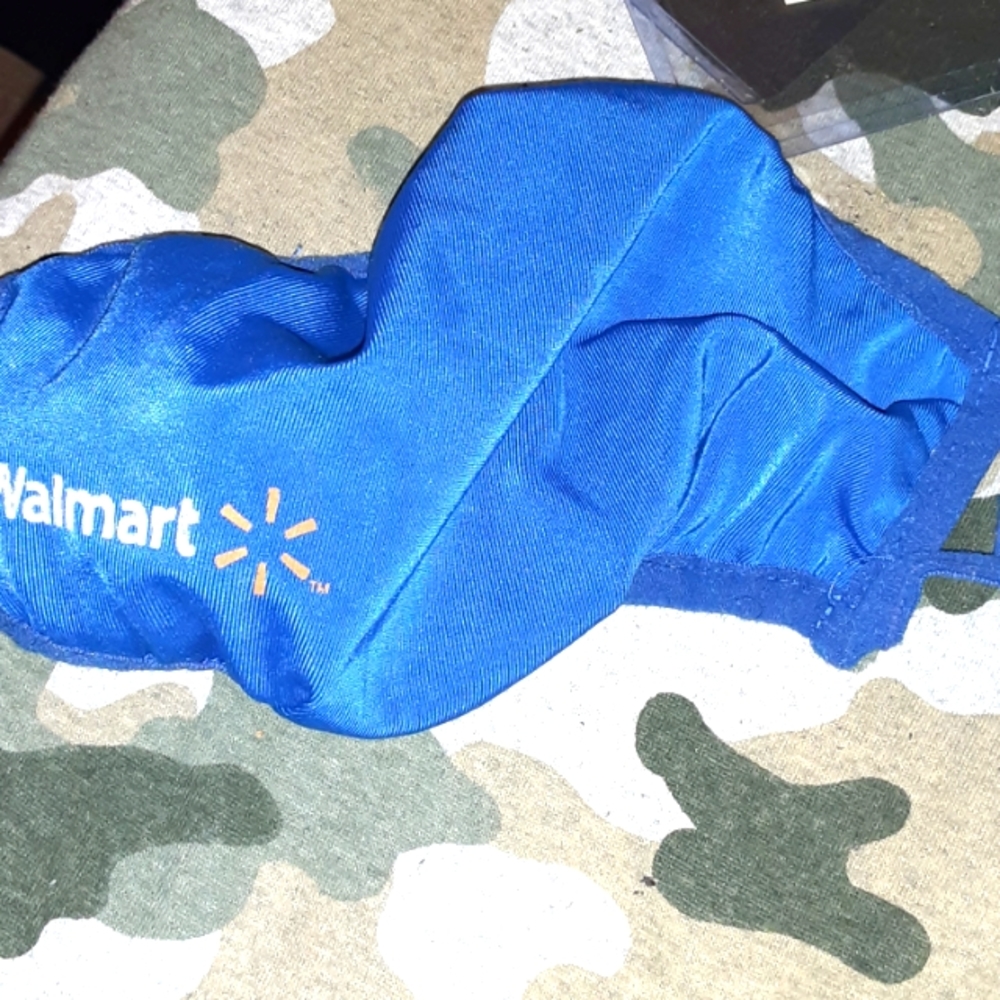 WALMART FACEMASK NRMINT CONDITION
